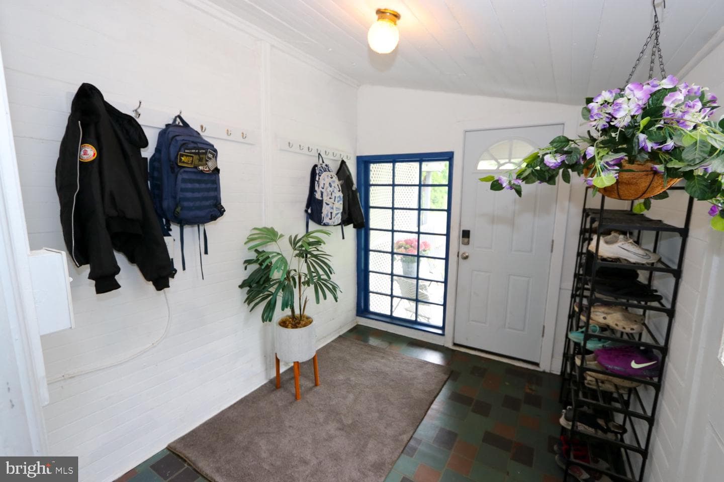 659 Belmont Avenue photo 11