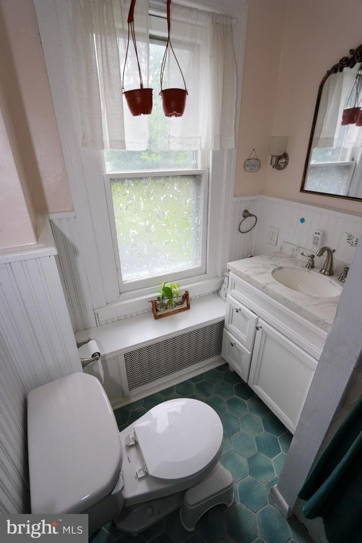 659 Belmont Avenue photo 20
