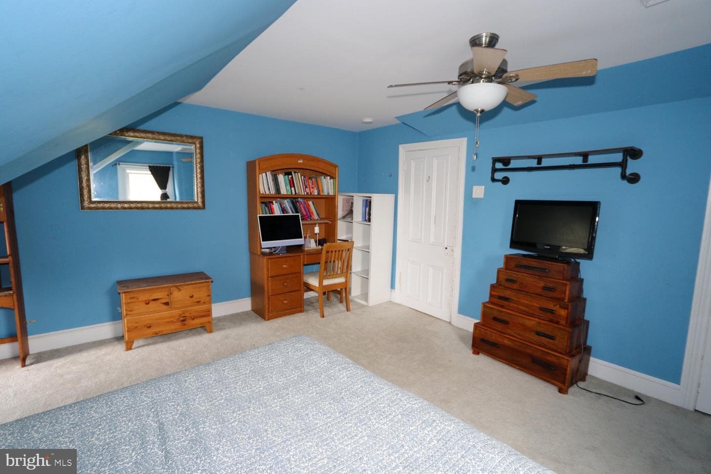 659 Belmont Avenue photo 30