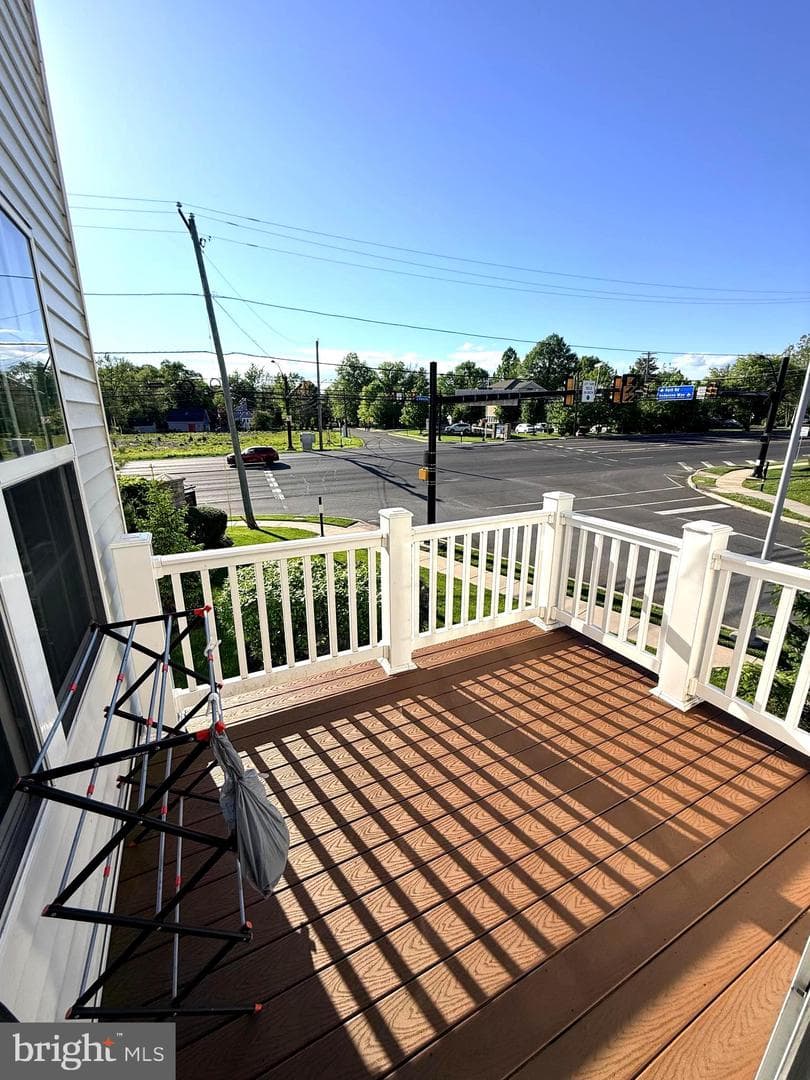 2313 Macis Circle photo 15