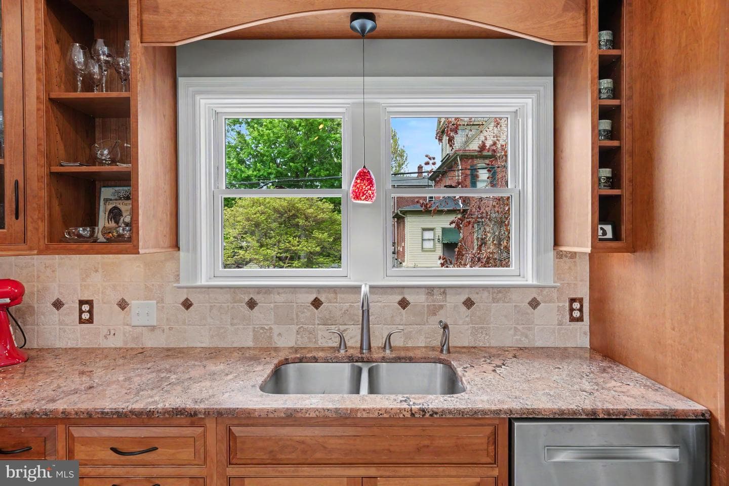 218 Green Street photo 24