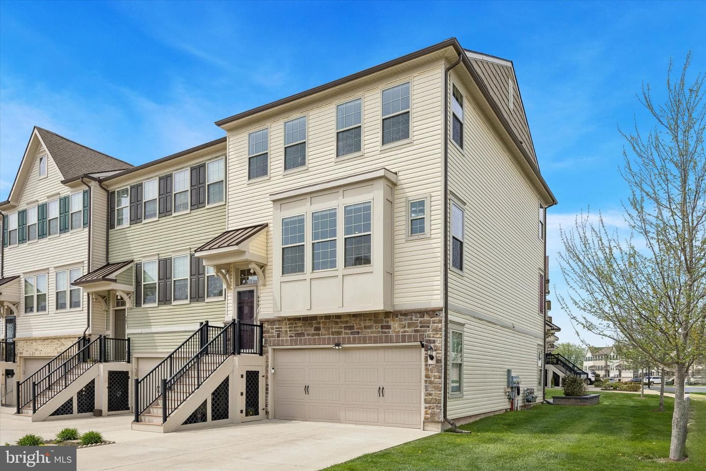 449 Tall Oaks Dr photo 2