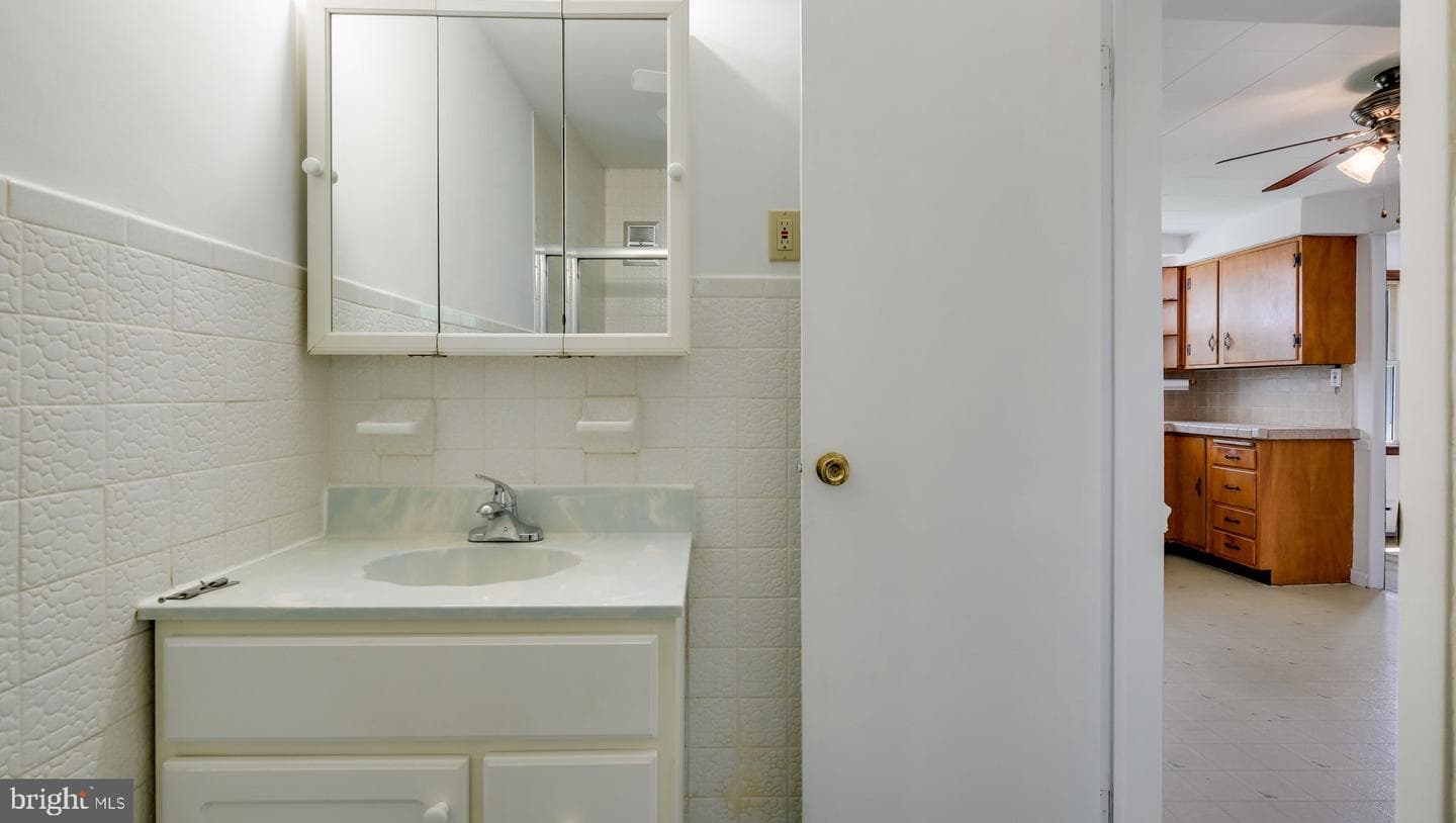 334 Mckinley Street photo 20