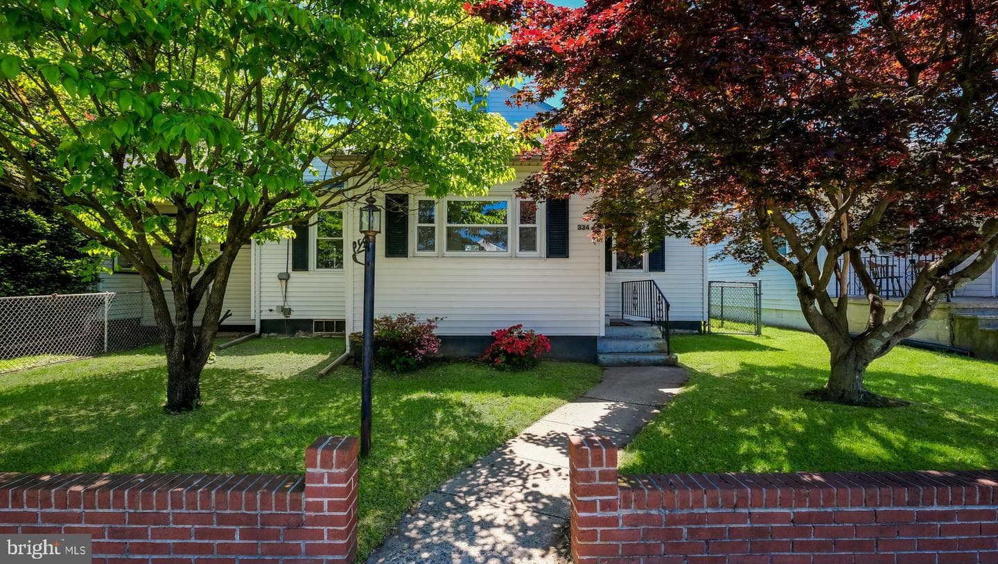 334 Mckinley Street photo 3
