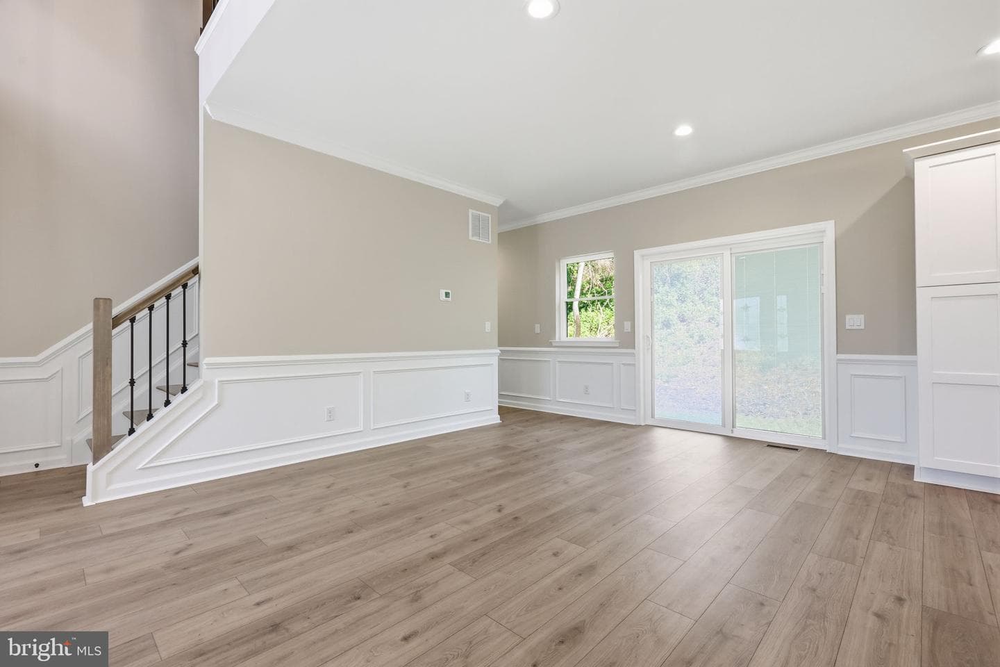 891 Reading Avenue photo 15