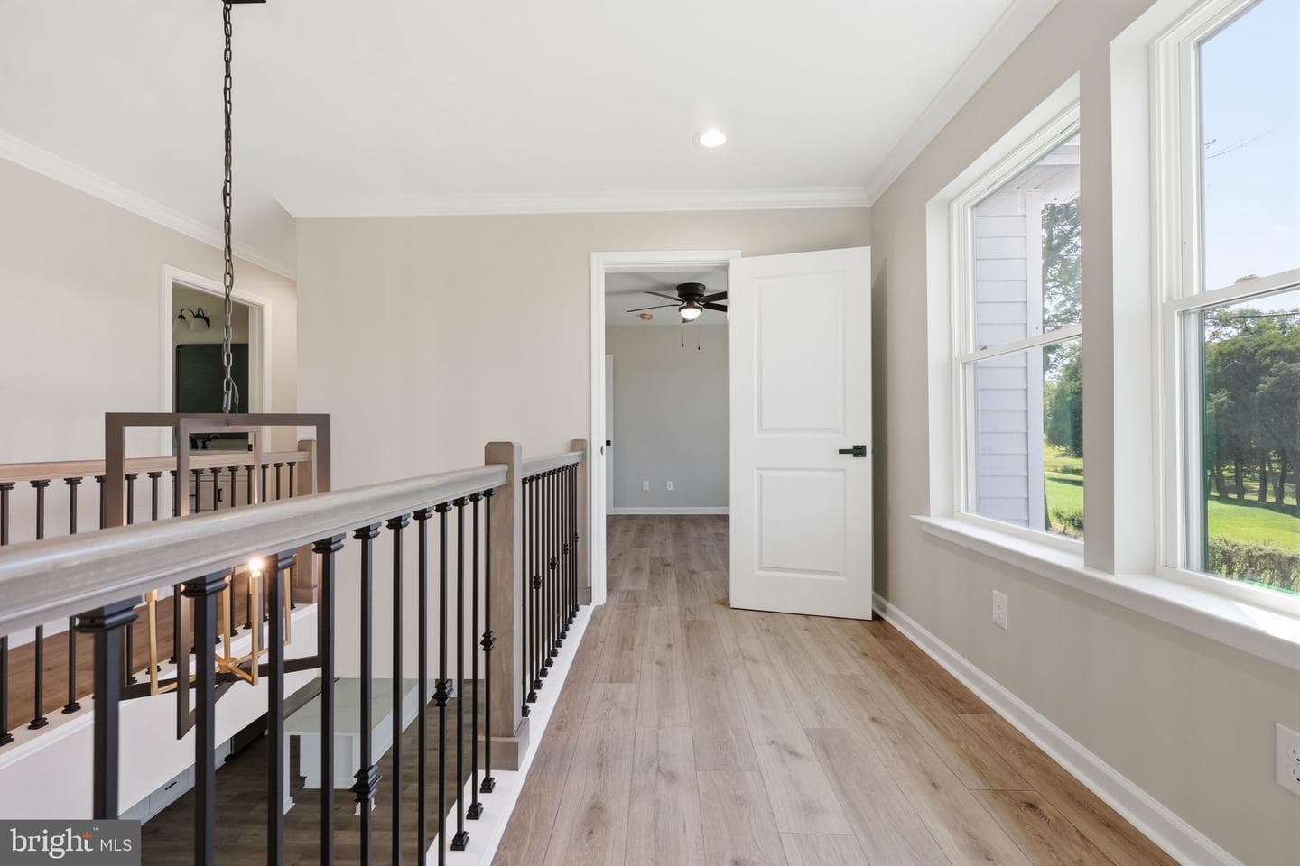 891 Reading Avenue photo 33