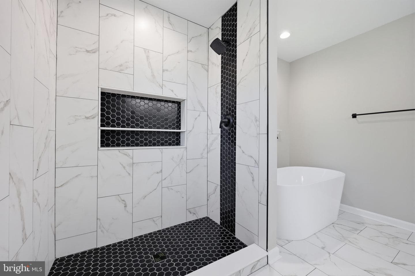 891 Reading Avenue photo 42