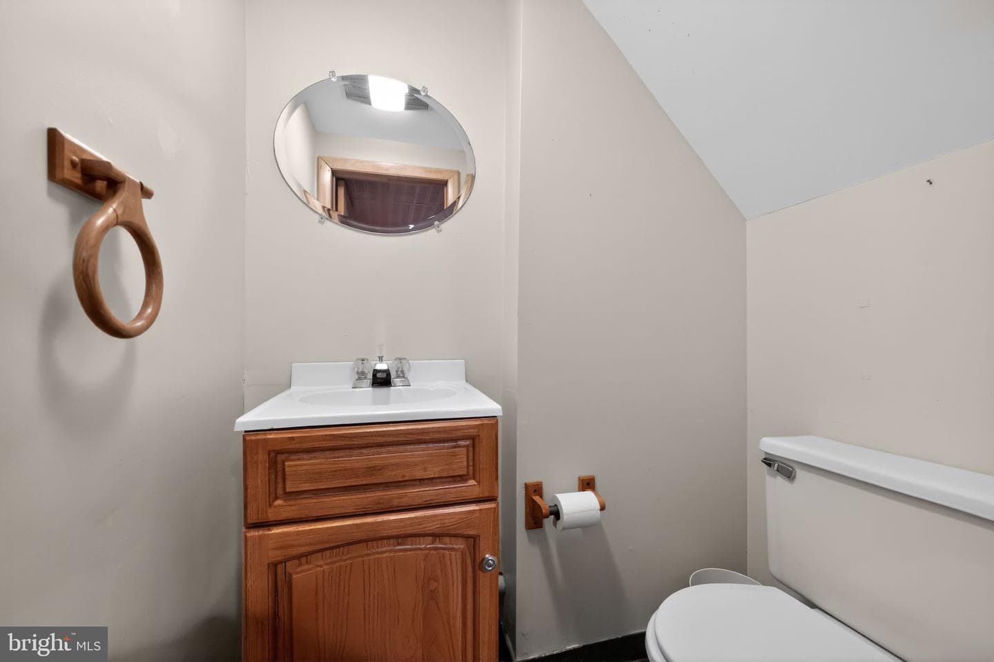 179 Carol Lane photo 32