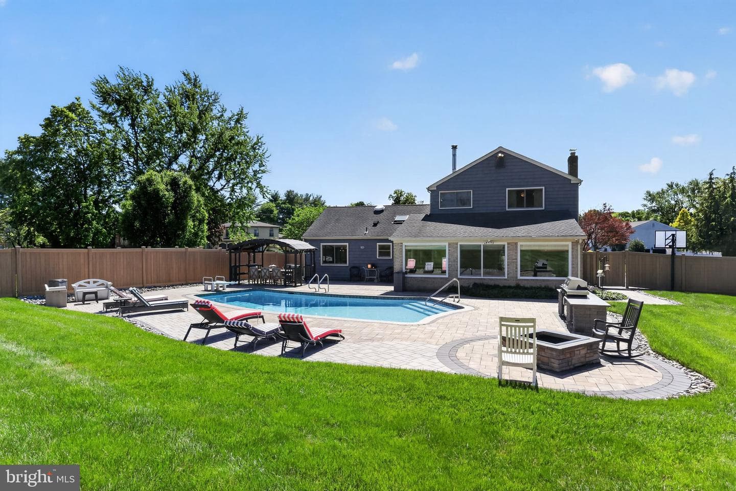 179 Carol Lane photo 35