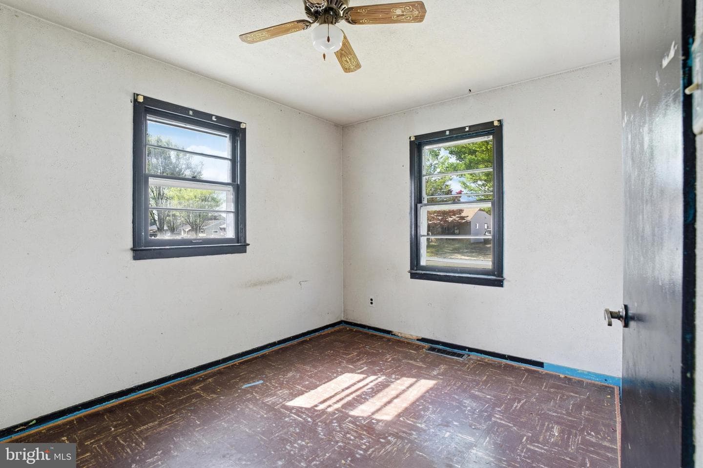 1402 Susan Avenue photo 15