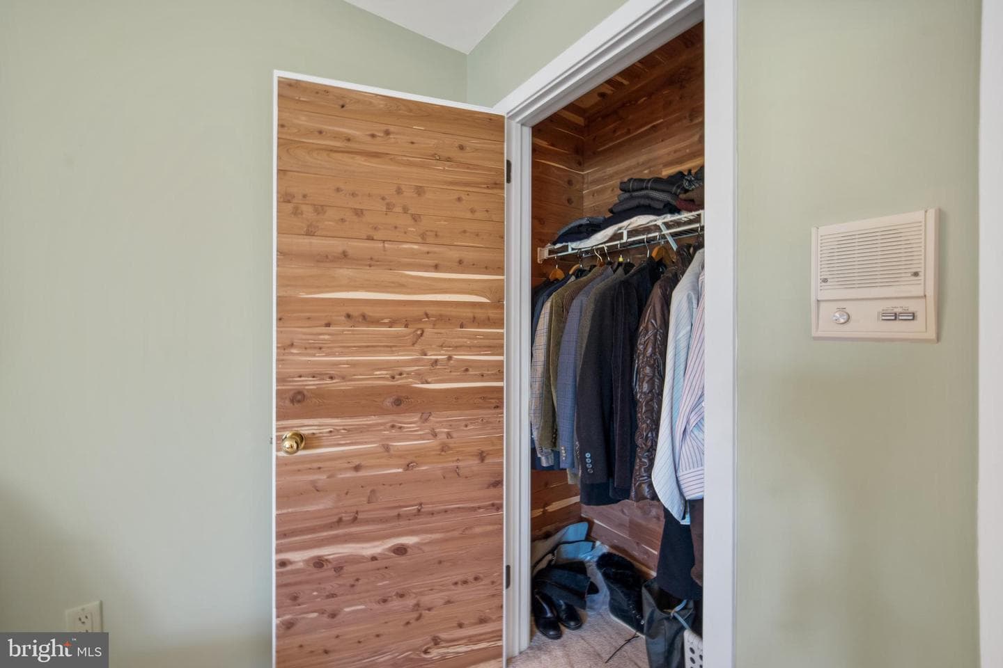 12 Tanyard Road photo 30