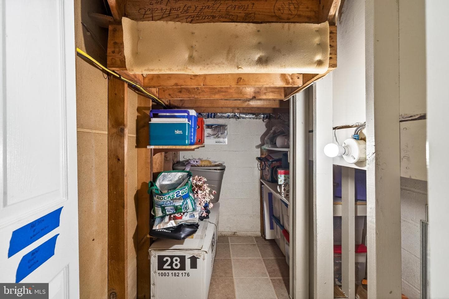 325 Acorn Drive photo 33