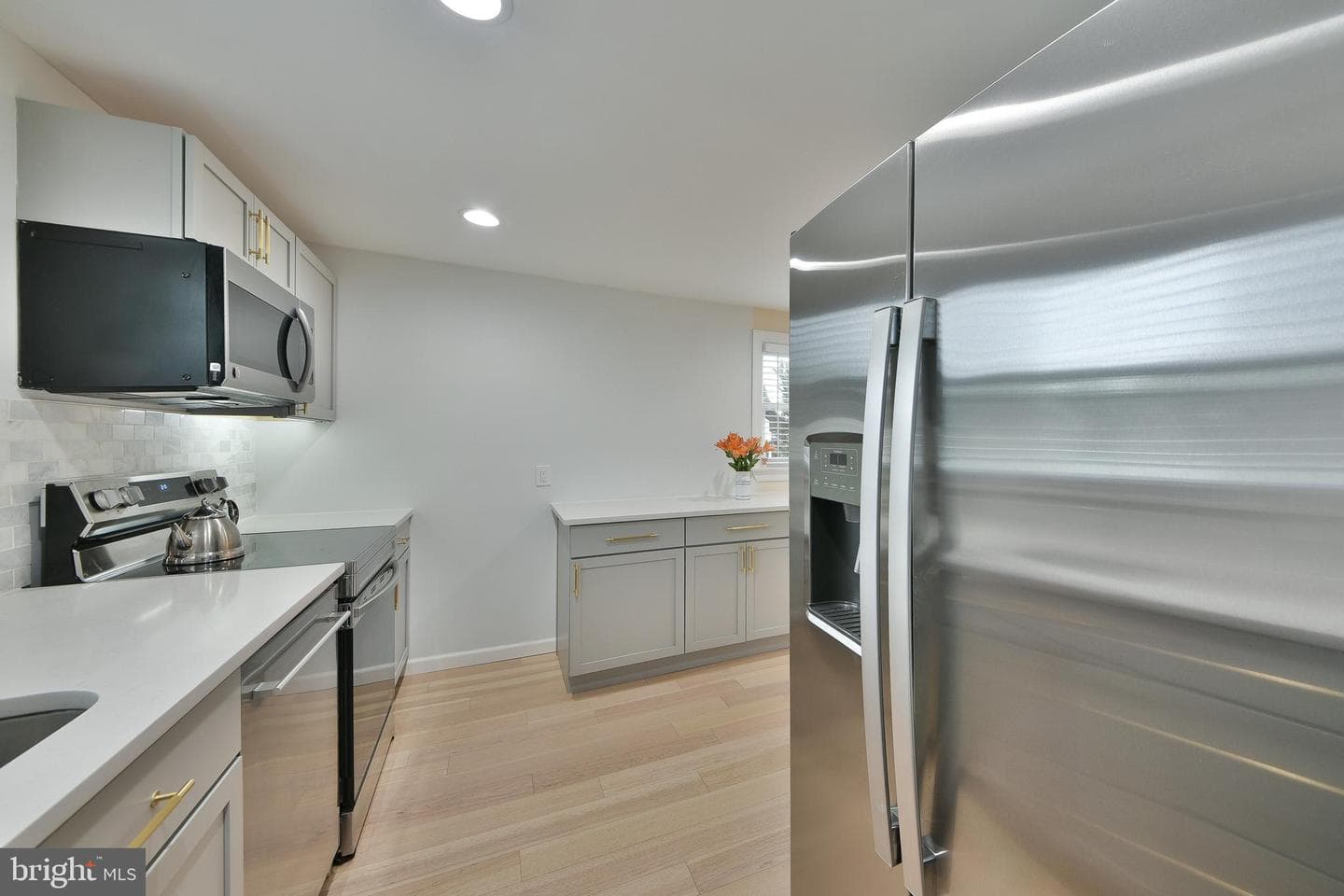 120 Orchard Drive photo 16