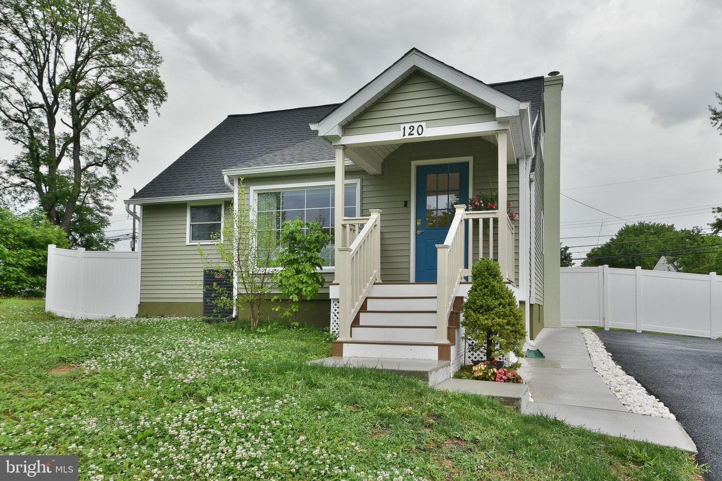 120 Orchard Drive photo 17