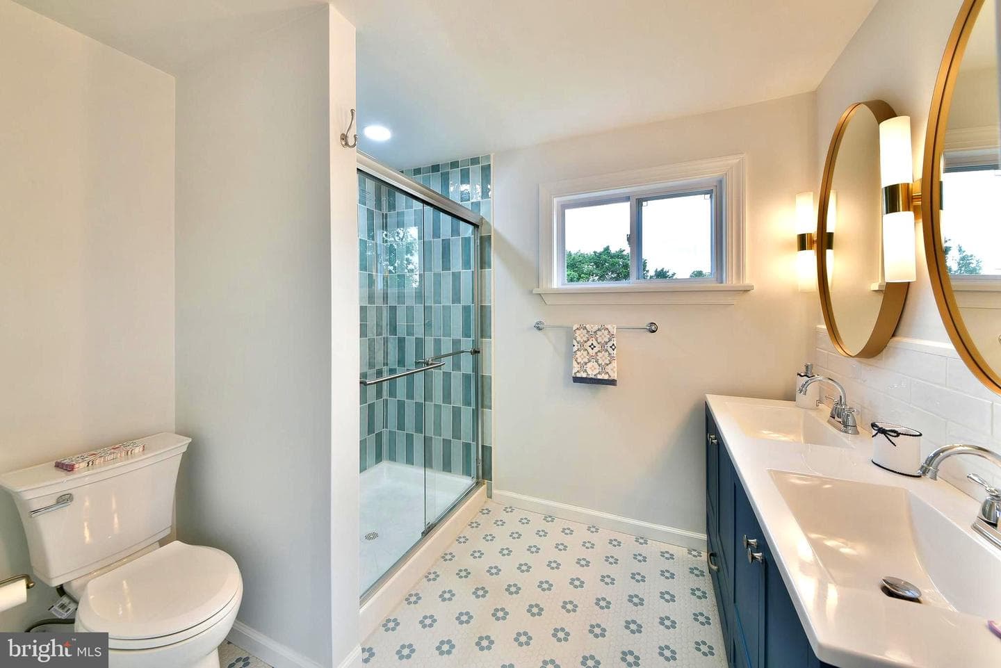 120 Orchard Drive photo 33