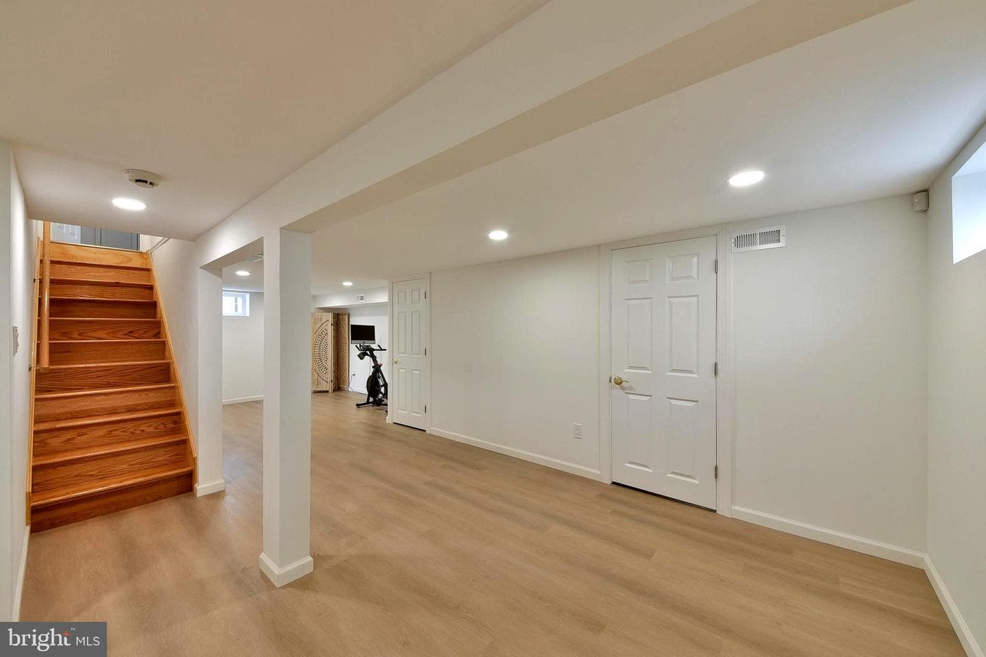 120 Orchard Drive photo 36