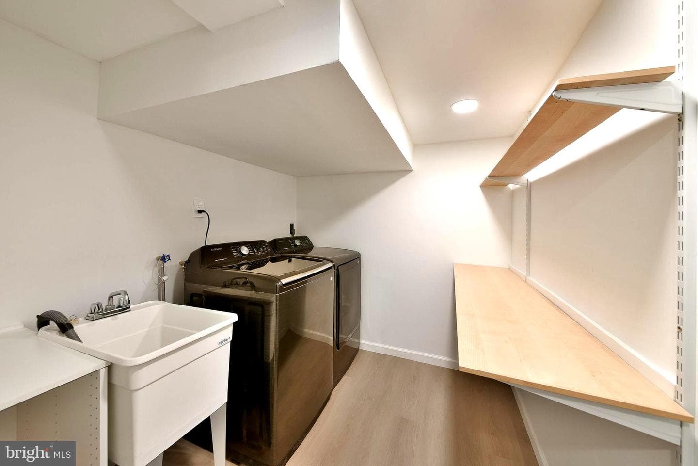 120 Orchard Drive photo 37