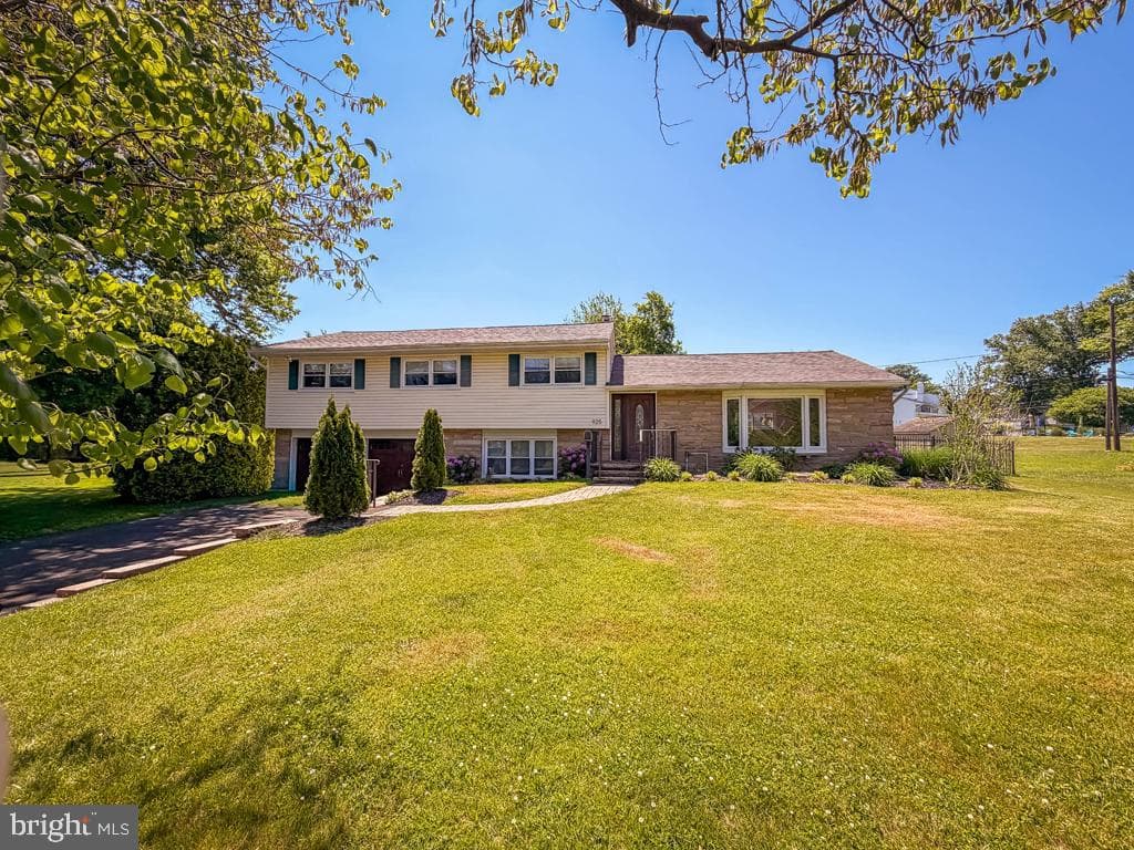 925 Big Oak Road photo 3