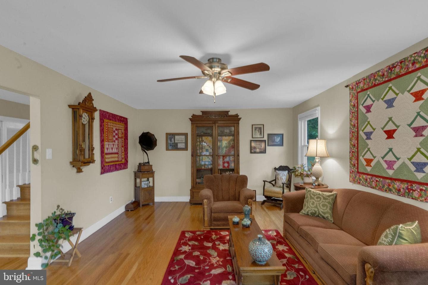 1144 Dickinson Dr photo 12