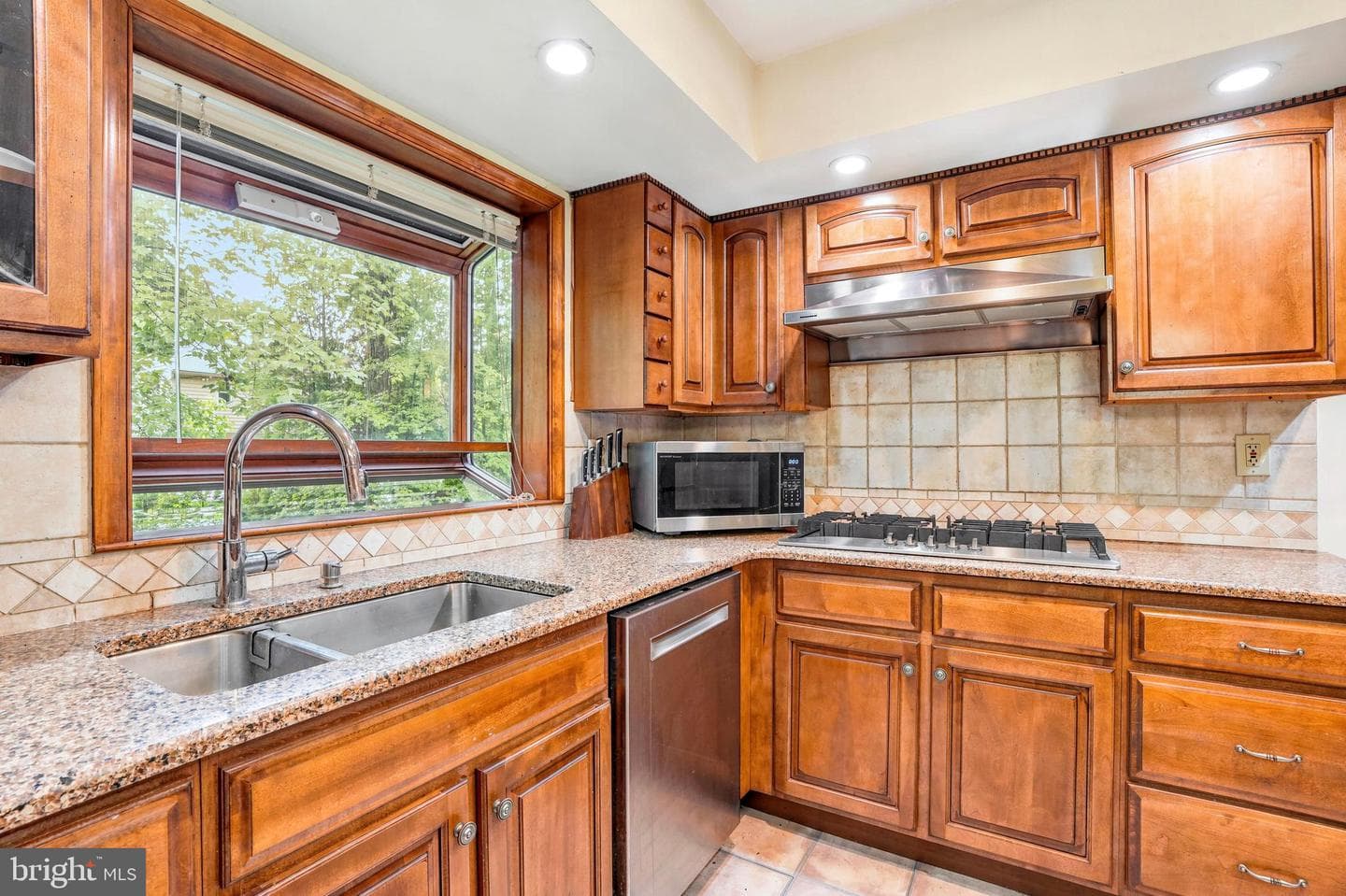 24 Berkley Drive photo 7