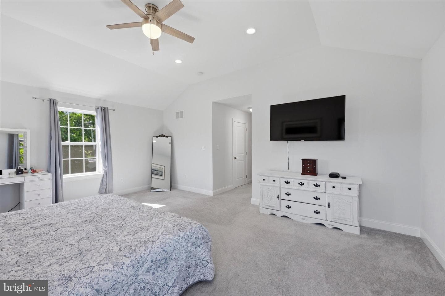 983 Highland Avenue photo 23