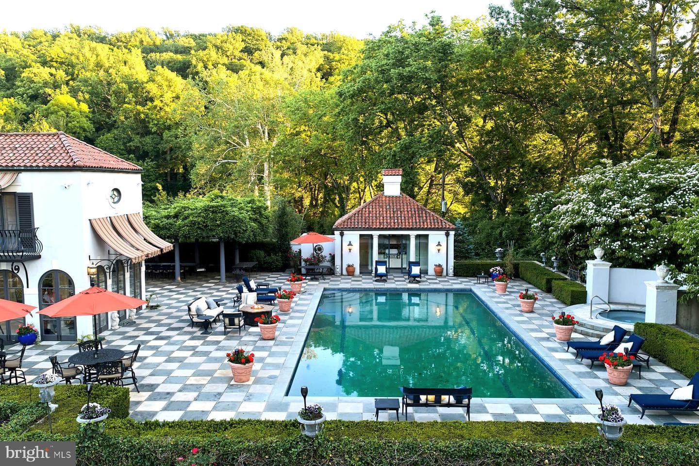 3052 River Road photo 3