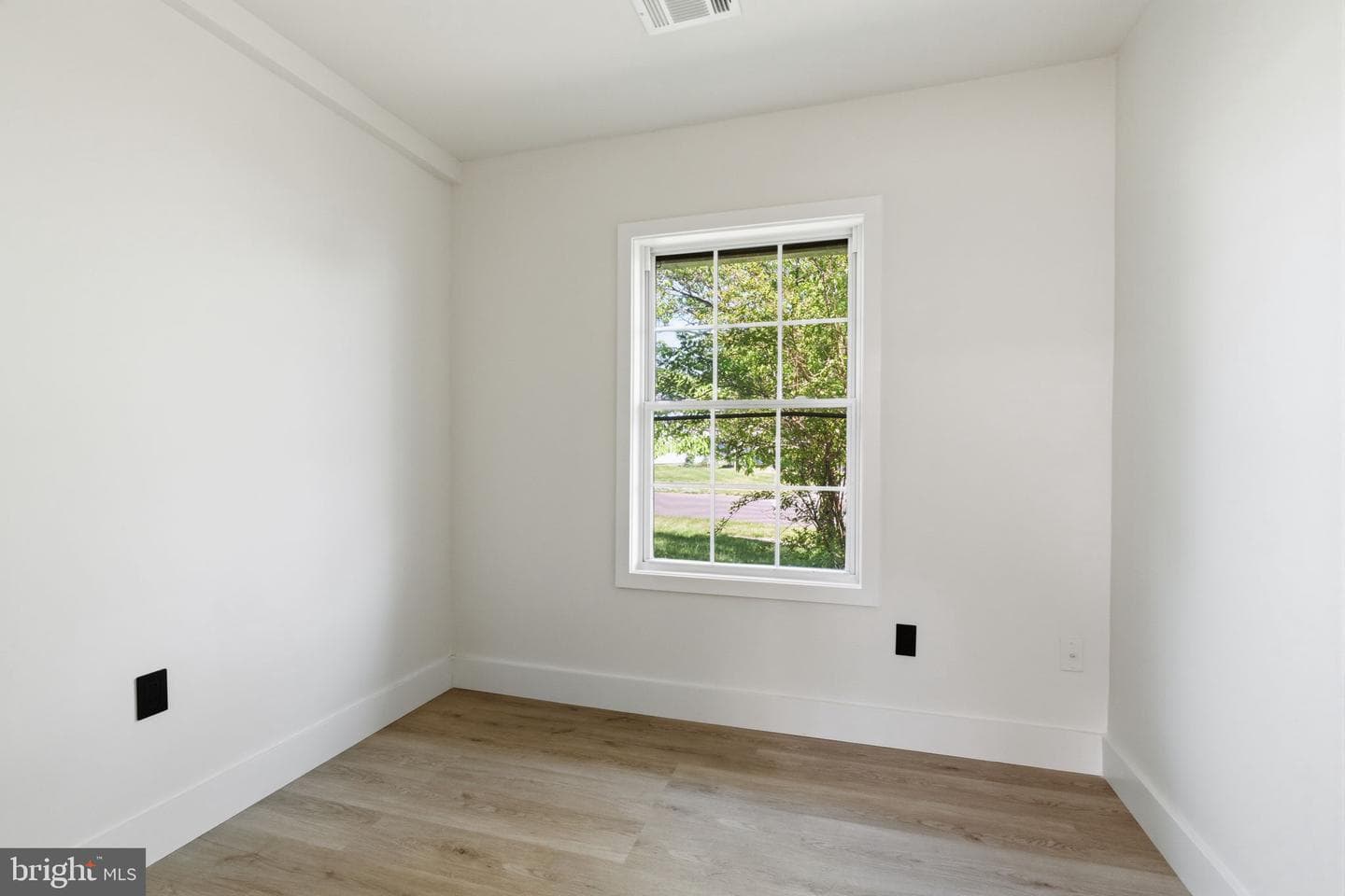 54 Freedom Lane photo 20