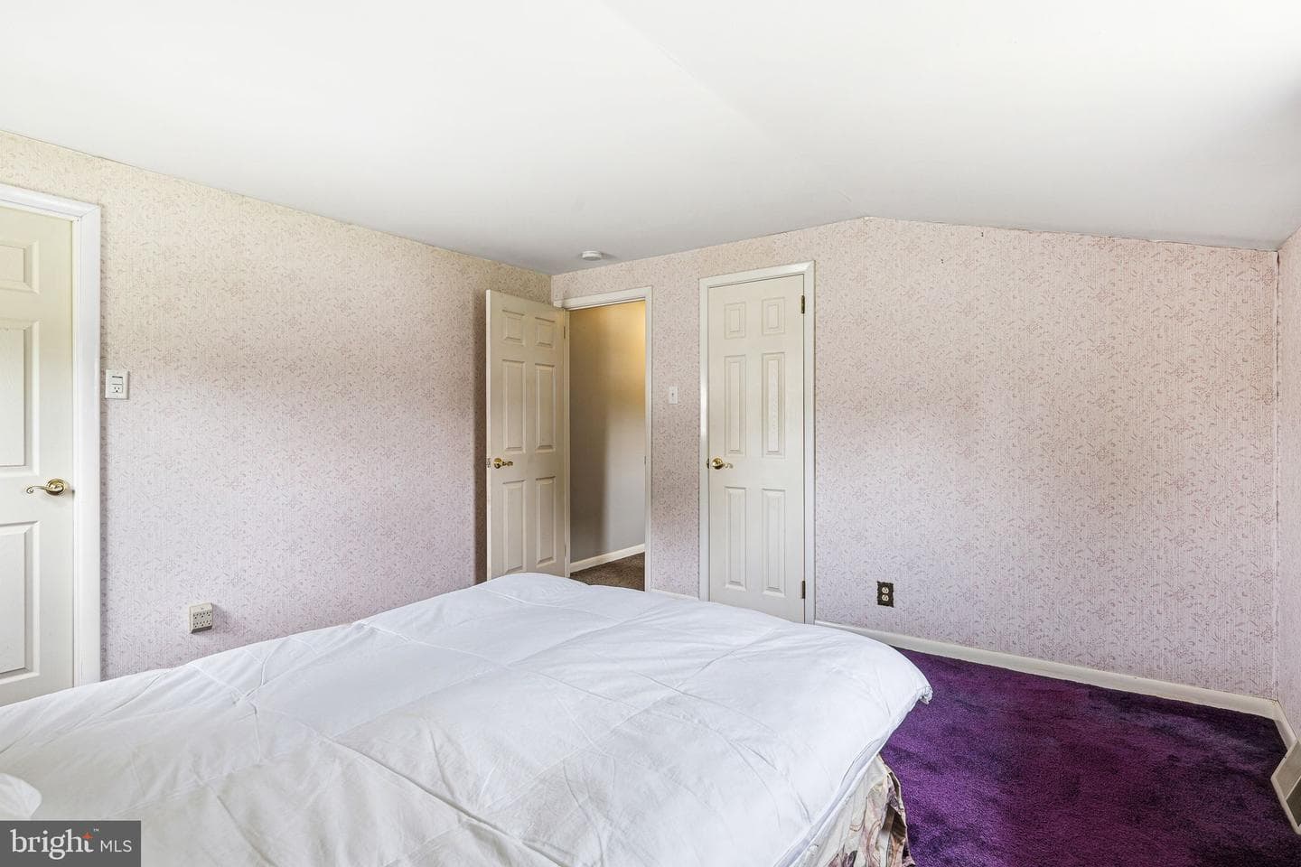 282 Henry Avenue photo 16
