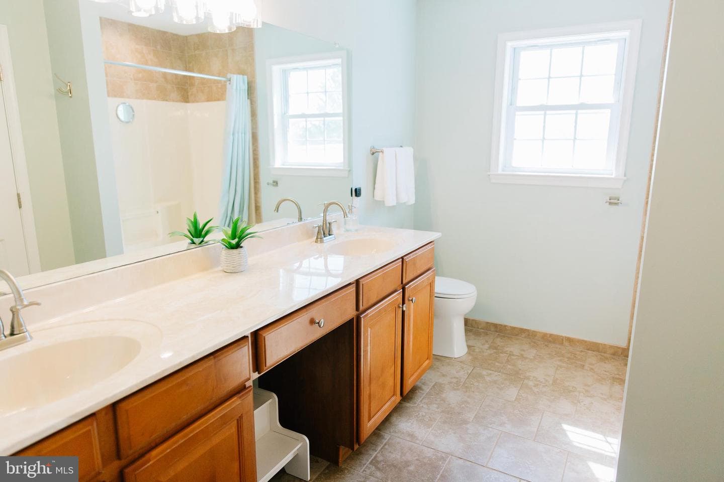 315 Tinsman Drive photo 23