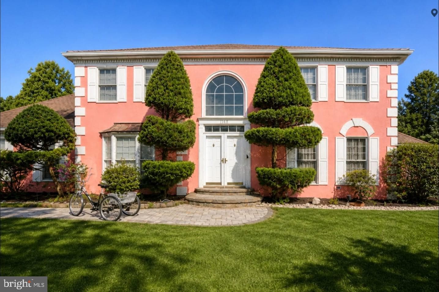 1007 Fawn Drive, Southampton