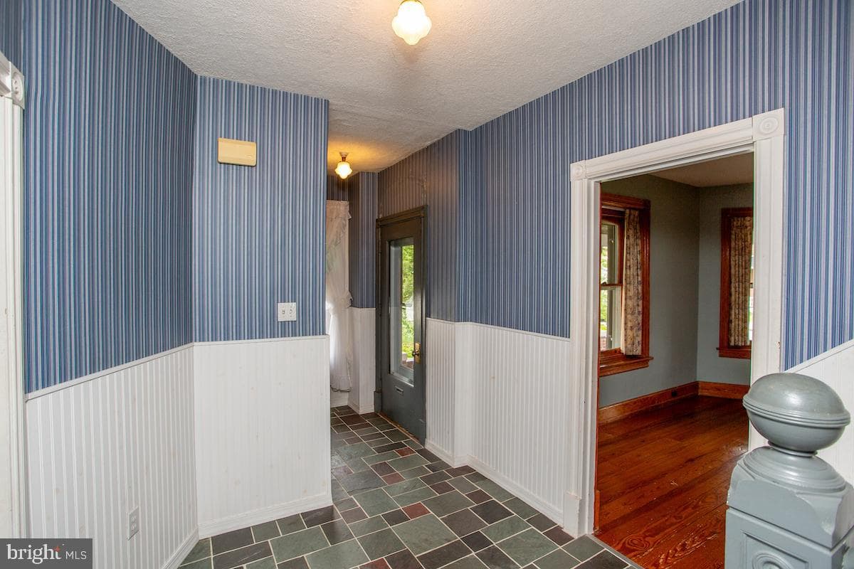 813 Juniper Street photo 11