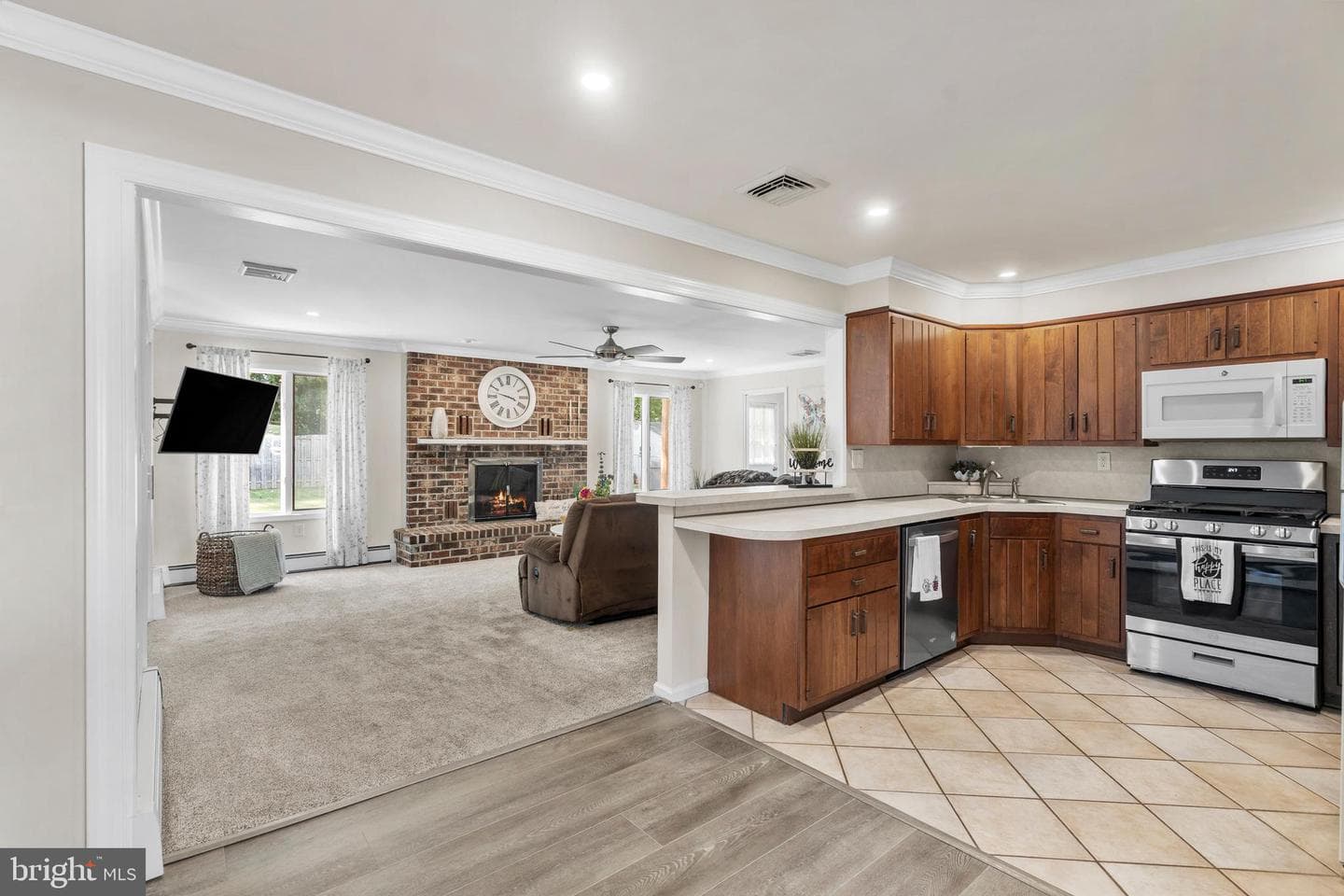 119 Harvest Road photo 6