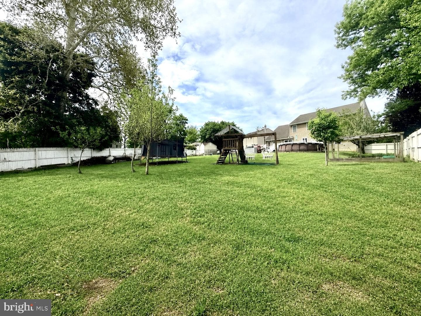 501 Stanford Road photo 87