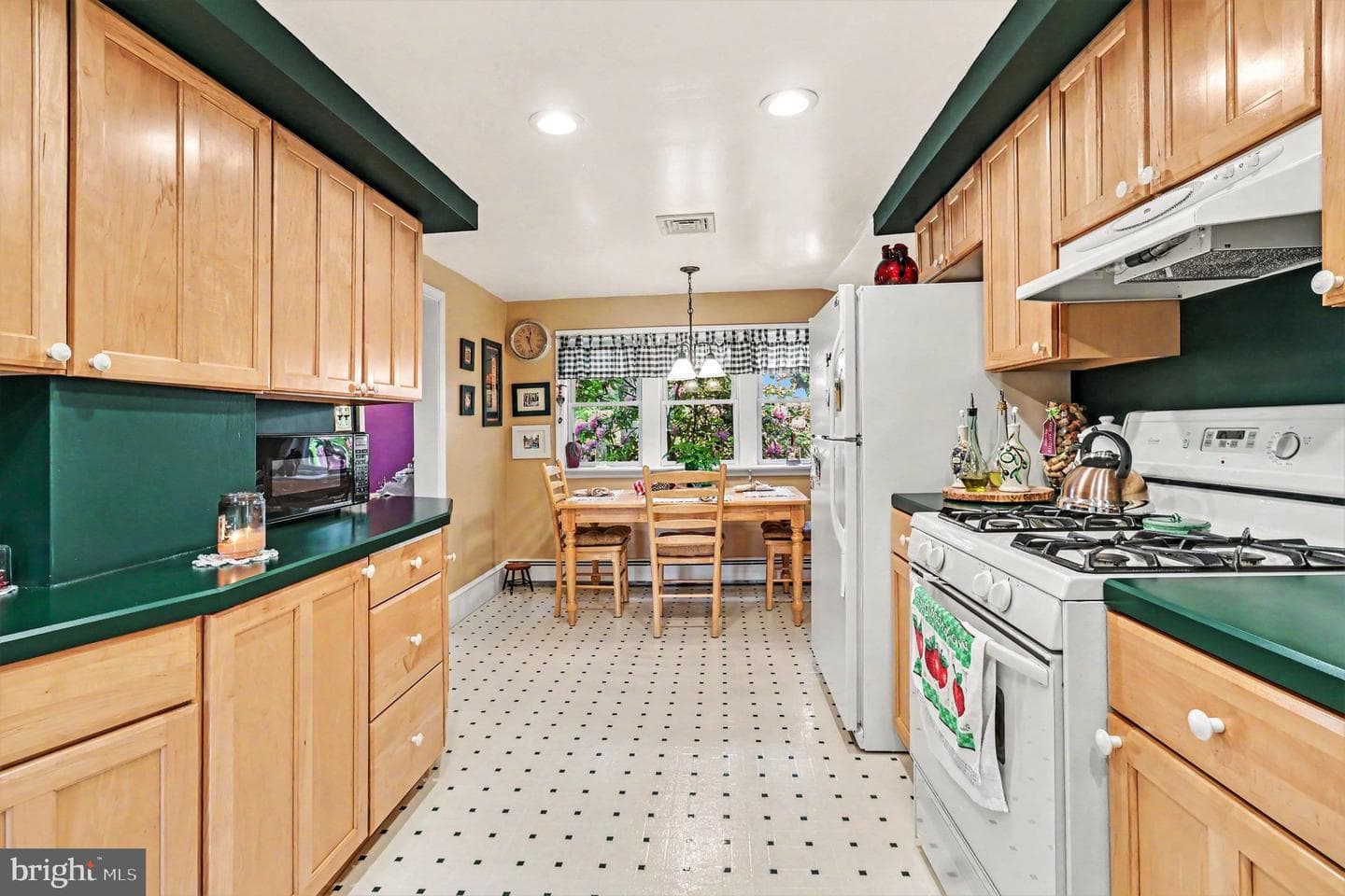 1345 Bristol Road photo 15