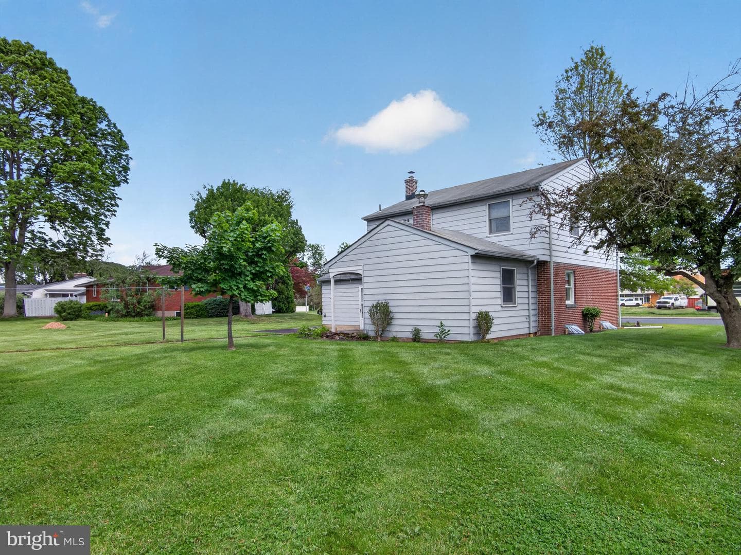 348 S 9th Street photo 40