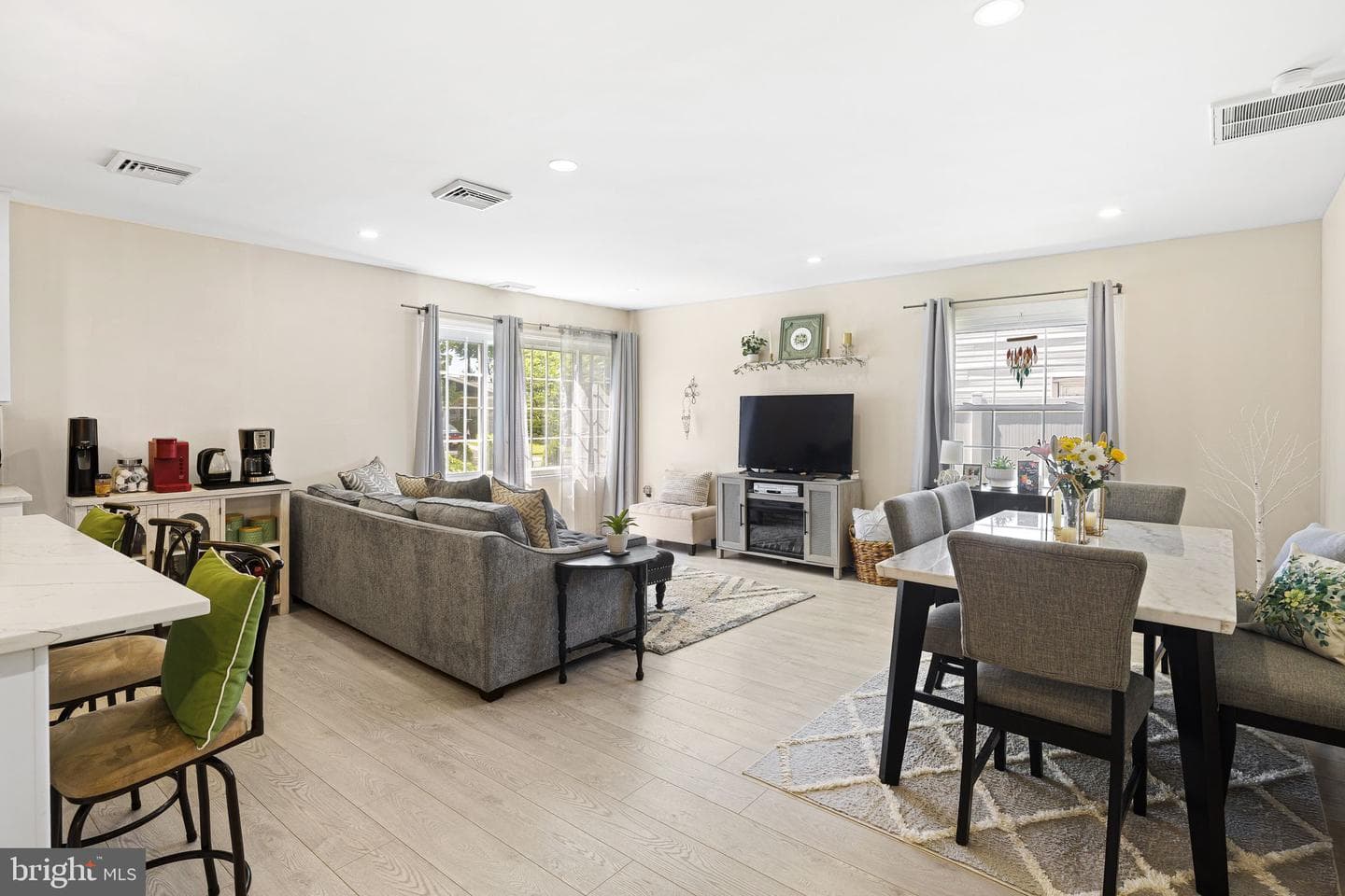 24 Garden Lane photo 17