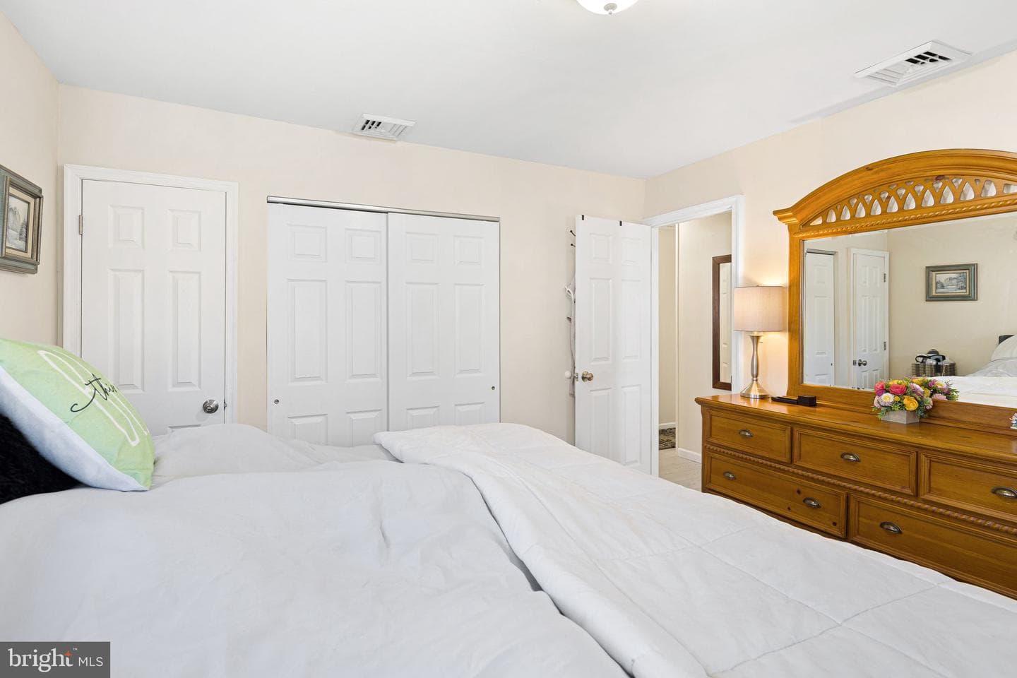 24 Garden Lane photo 27