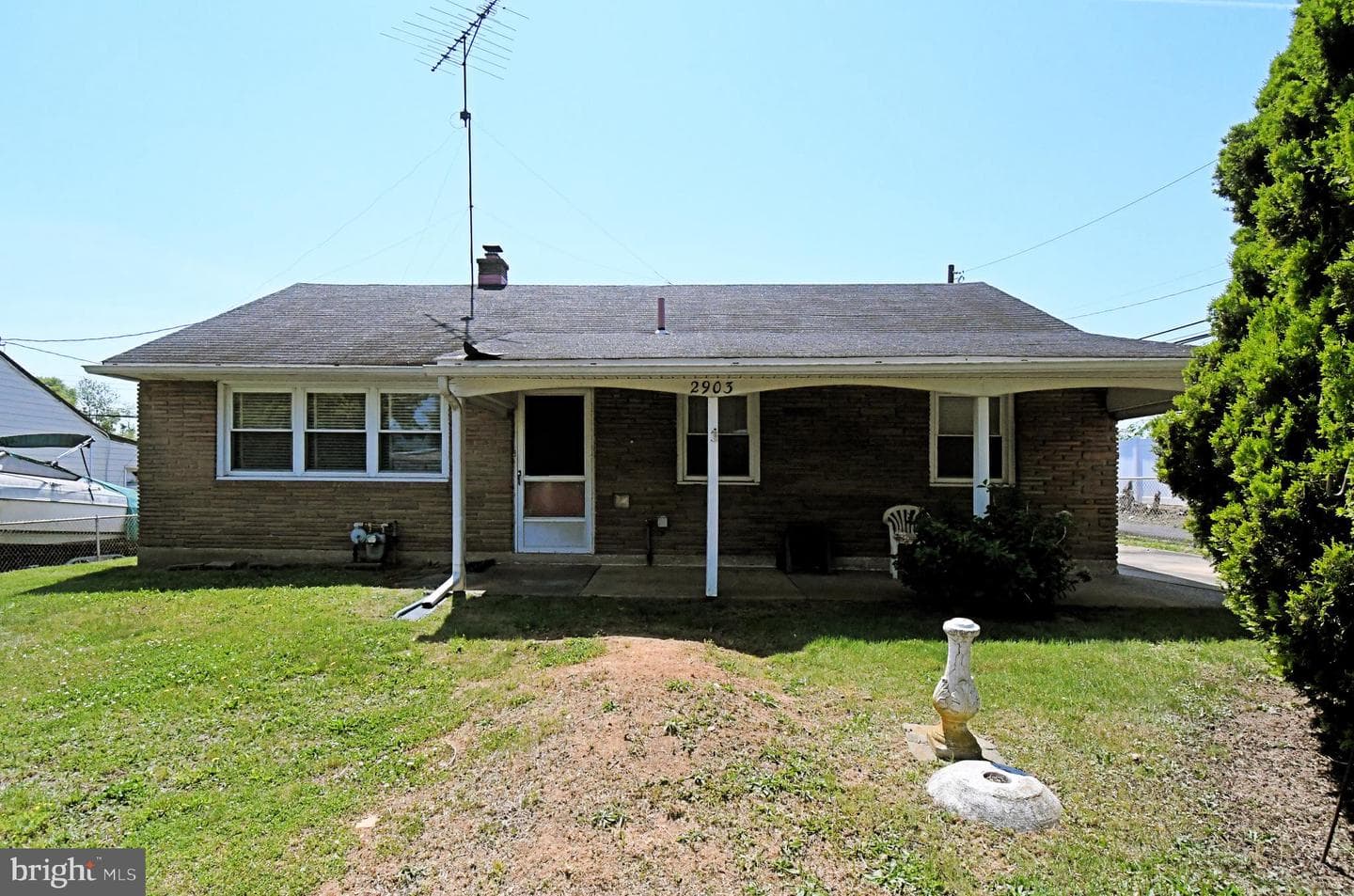 2903 Windsor Drive photo 1