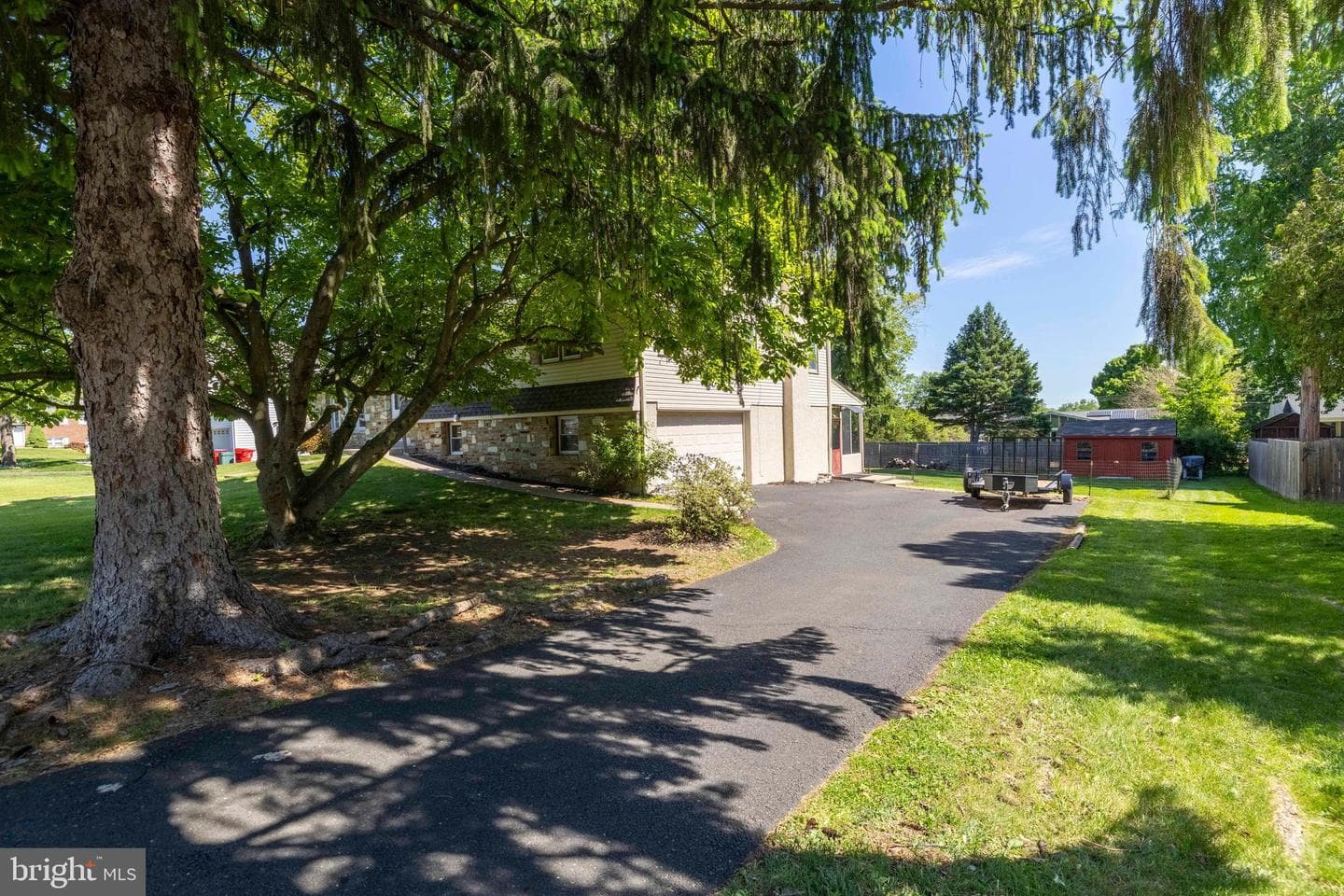 1519 Nevarc Road photo 3