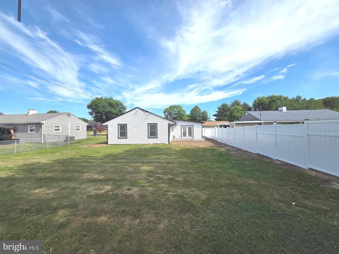 818 Chesterton Road photo 29