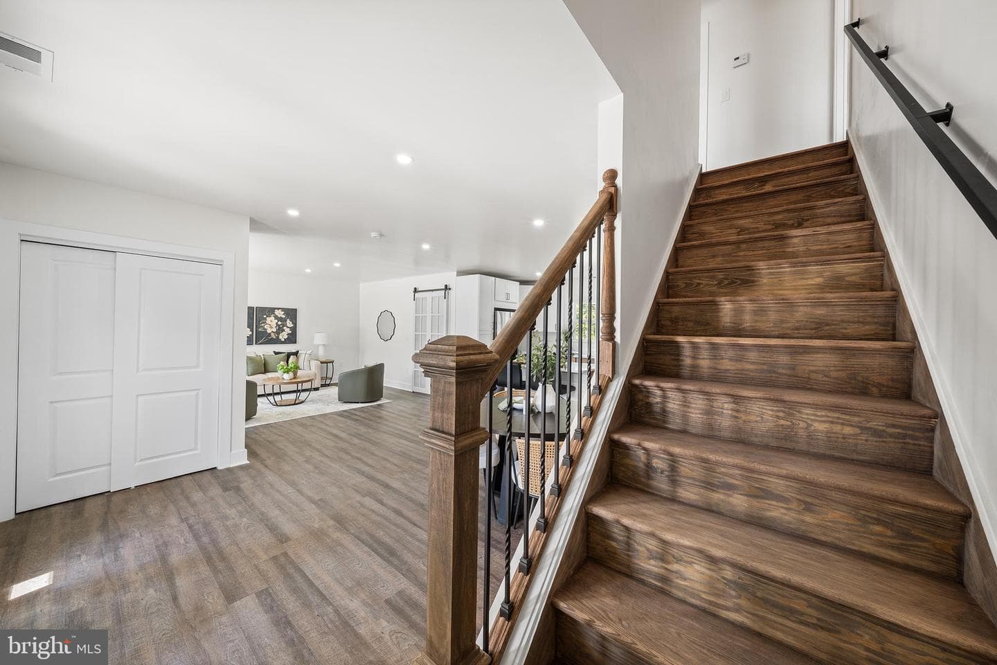 218 Plumbridge Drive photo 16