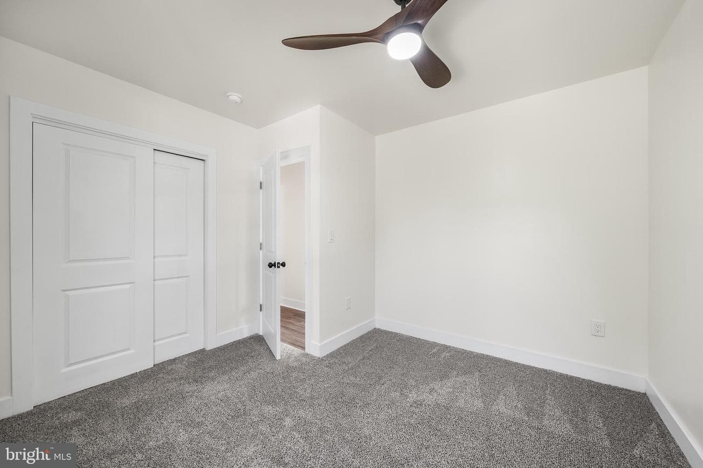 218 Plumbridge Drive photo 24