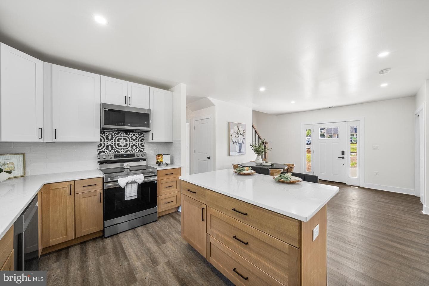 218 Plumbridge Drive photo 8