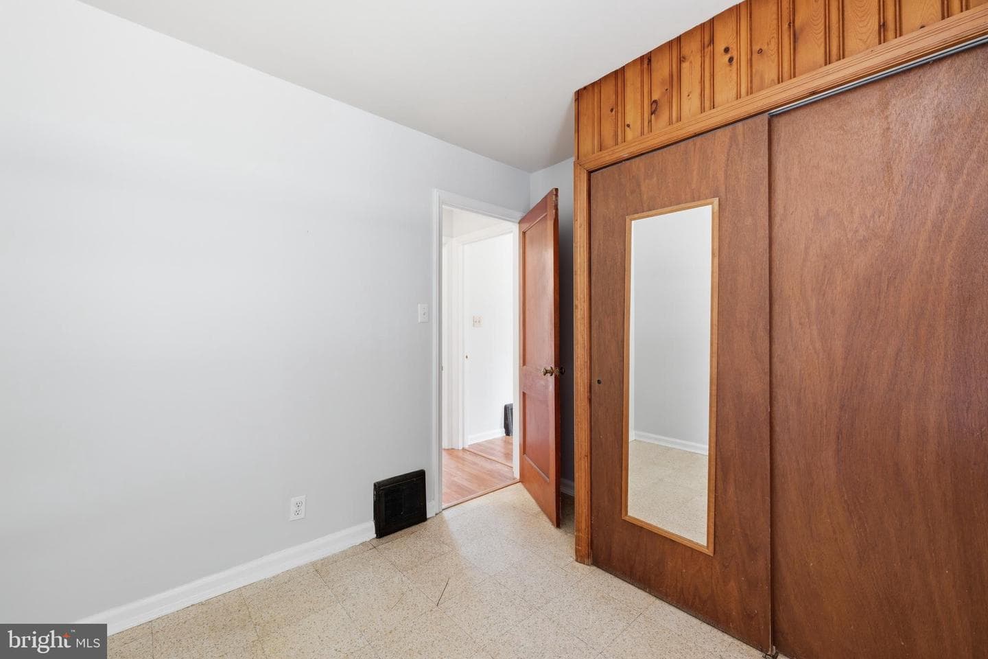 1418 Bridgeton Hill Road photo 15