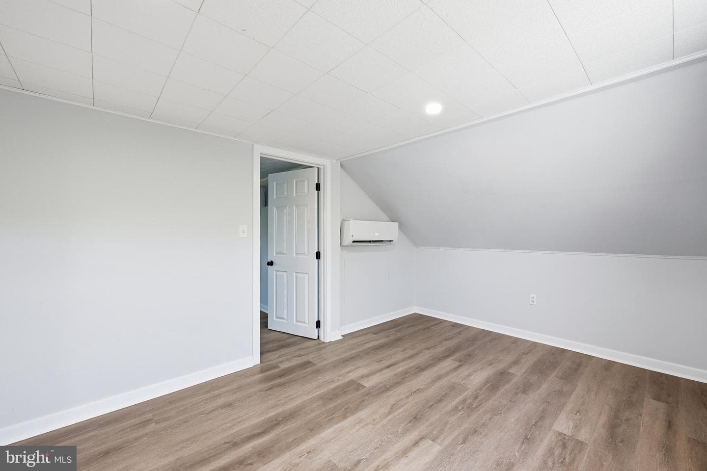 1418 Bridgeton Hill Road photo 17