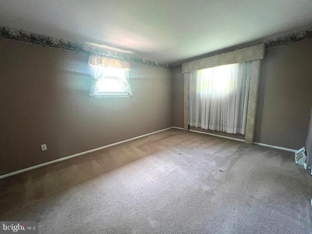 1055 Brennan Dr photo 15