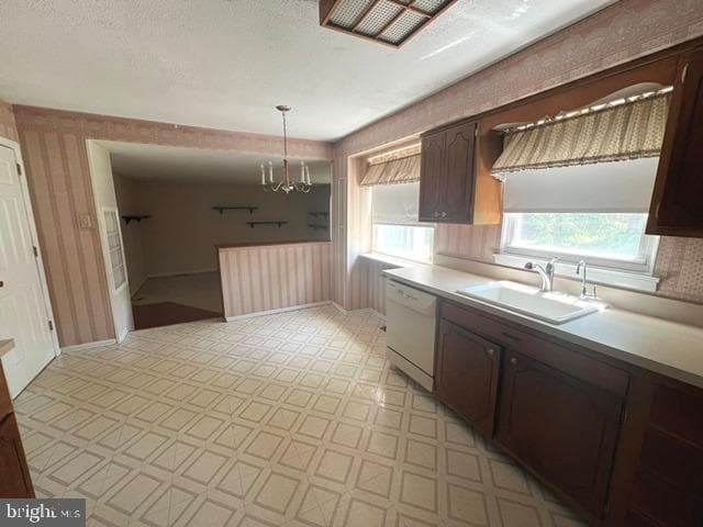 1055 Brennan Dr photo 6