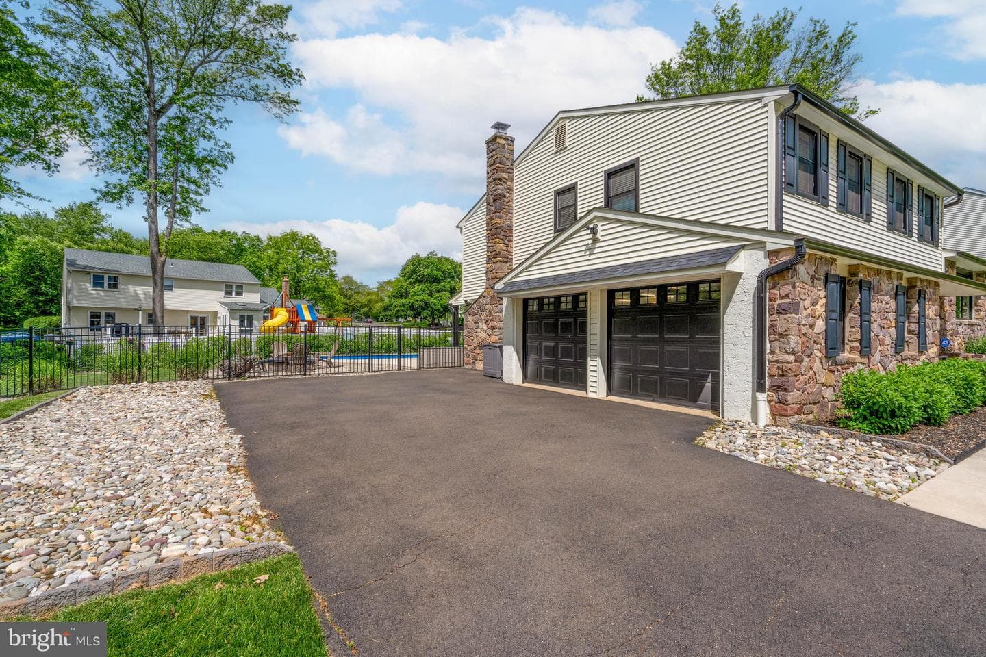 507 American Drive photo 2