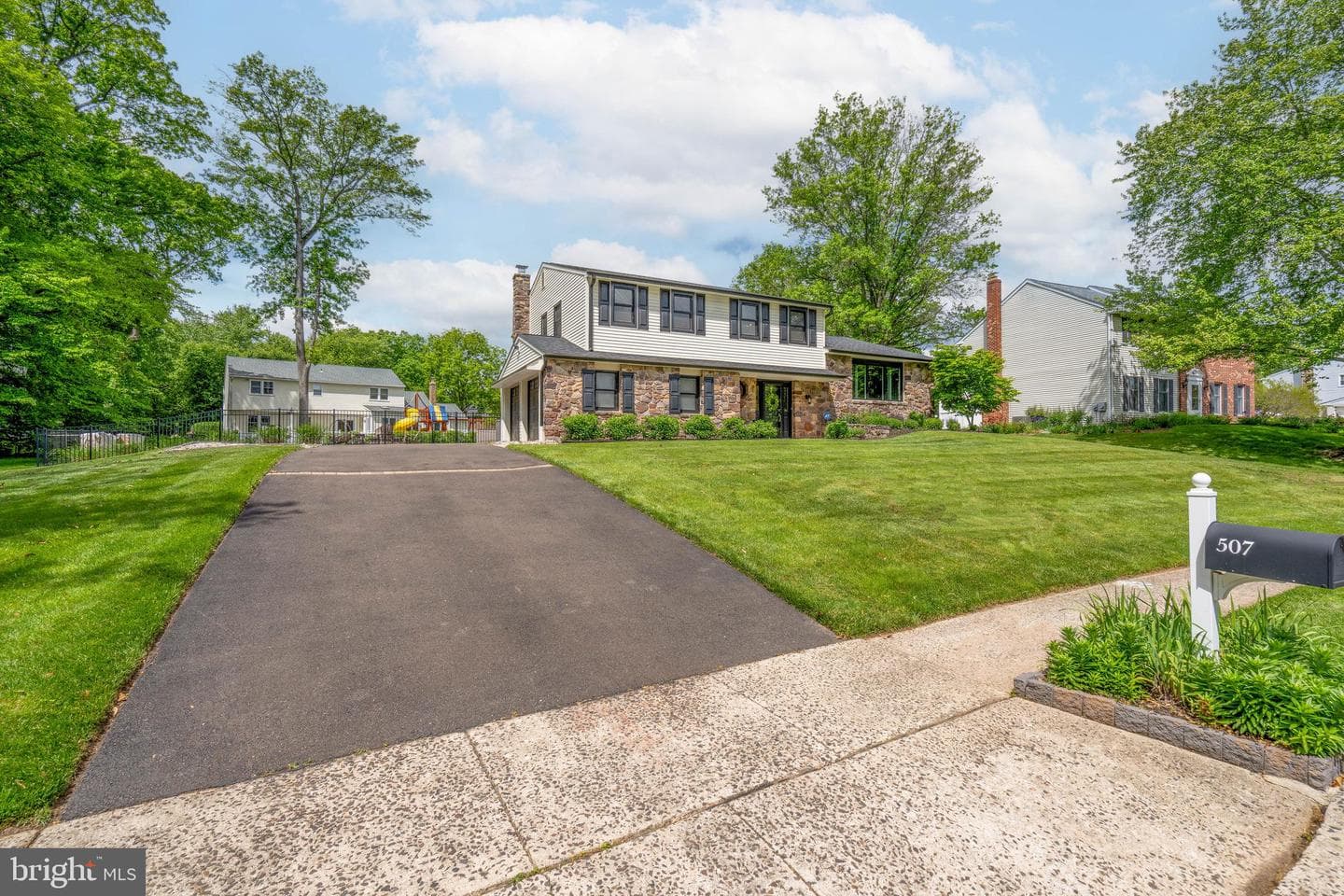 507 American Drive photo 3