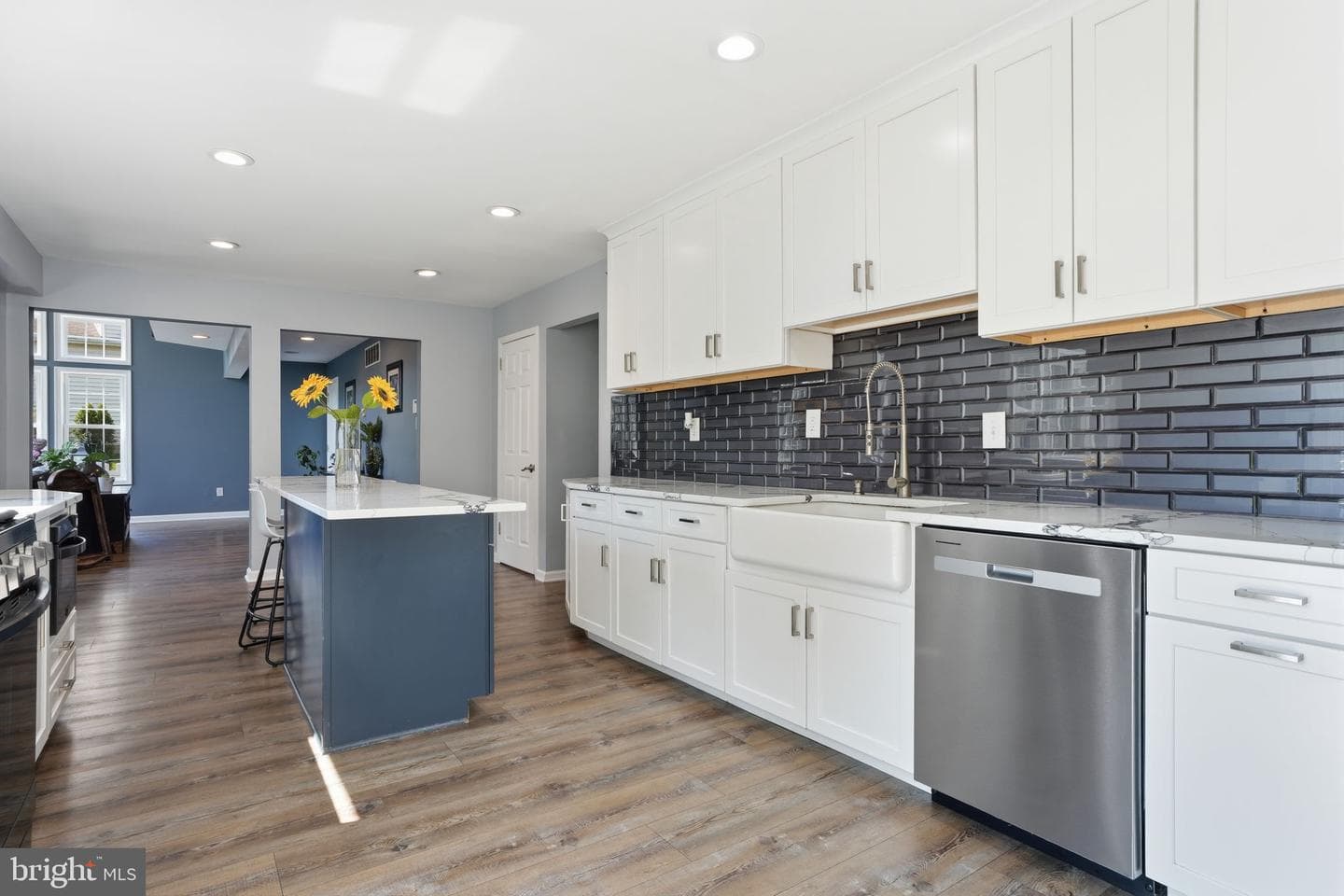 276 Hampton Drive photo 11